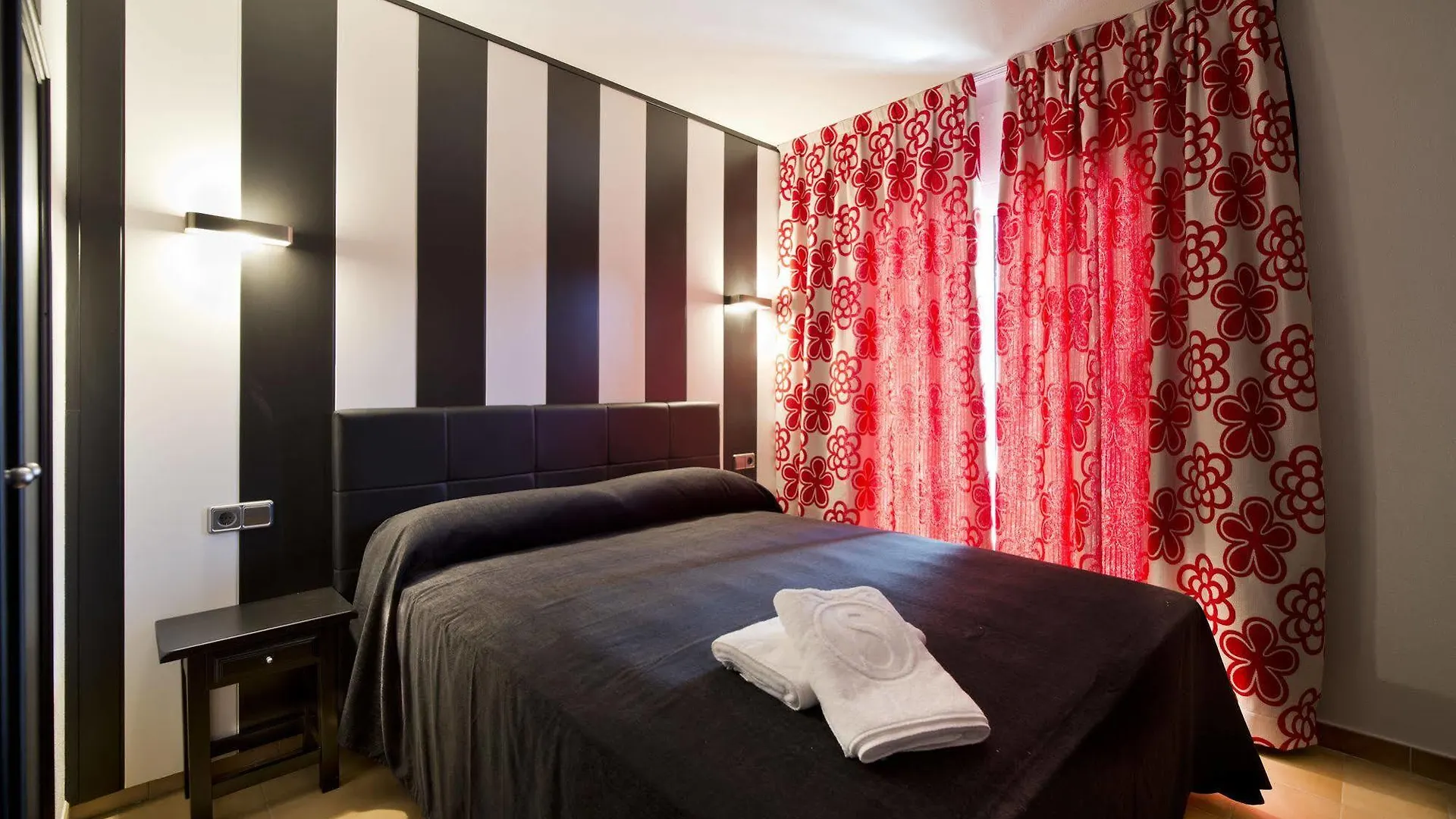 Aparthotel Apartamentos Salles Beach L'Estartit