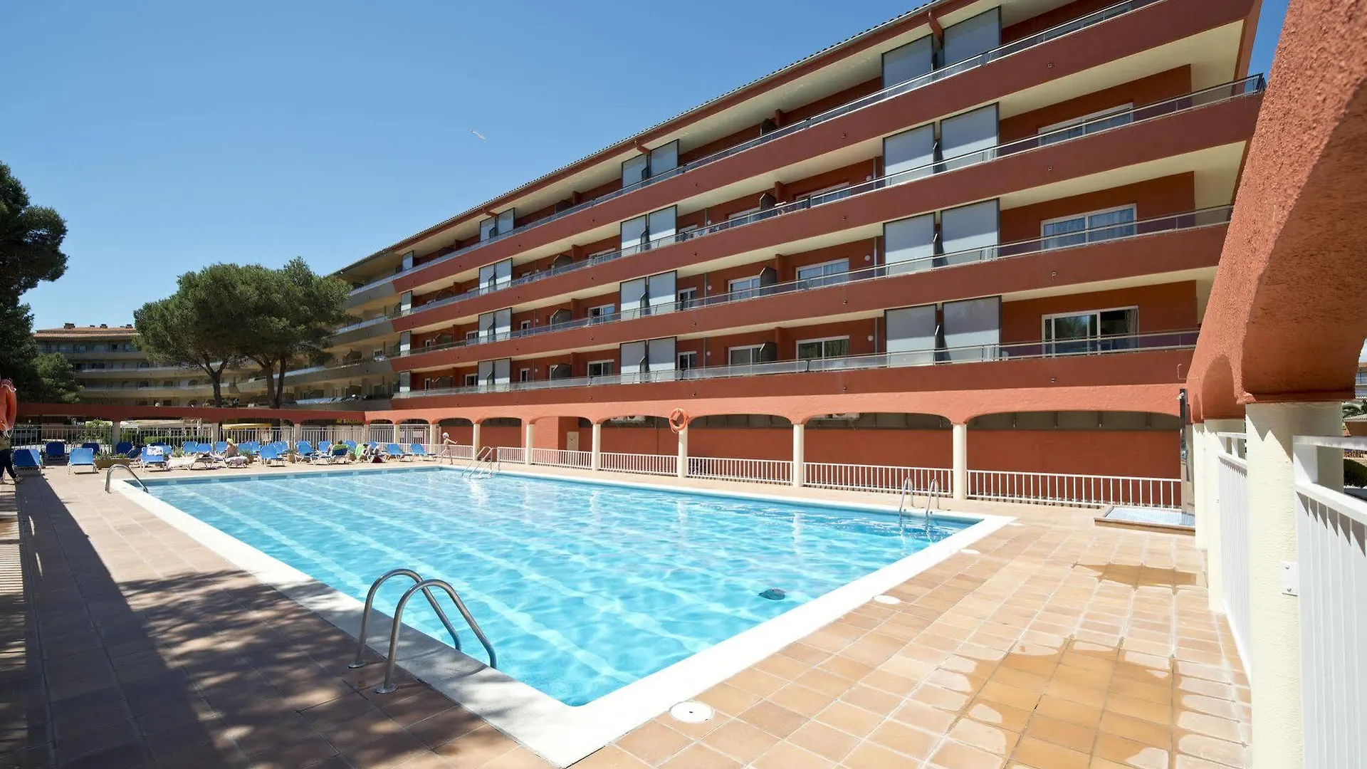 Apartamentos Salles Beach L'Estartit