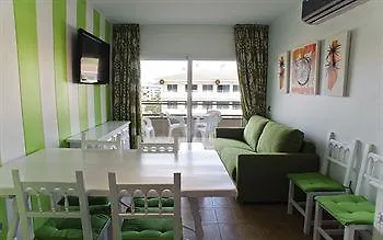 Apartamentos Salles Beach L'Estartit 3*,