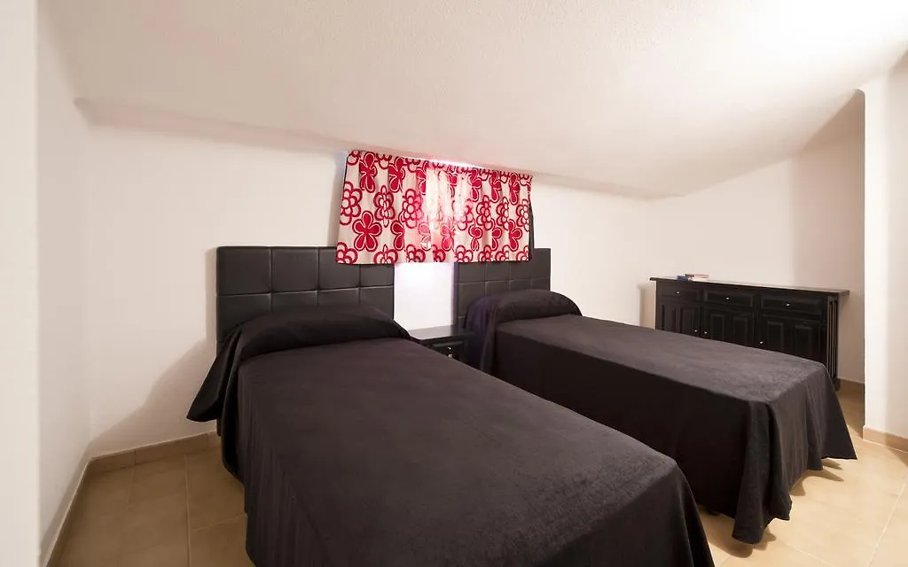 Apartamentos Salles Beach L'Estartit 3*,  Spain